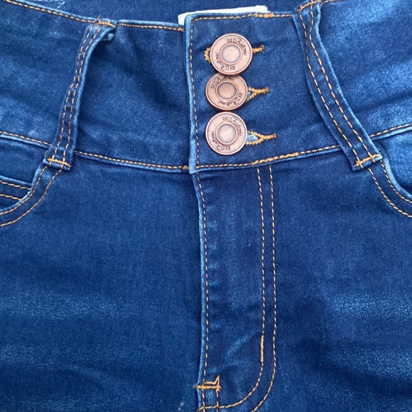 Red Bottoms stretchy jeans with 3 button/zip closure dark blue size 3 - Picture 4 of 9